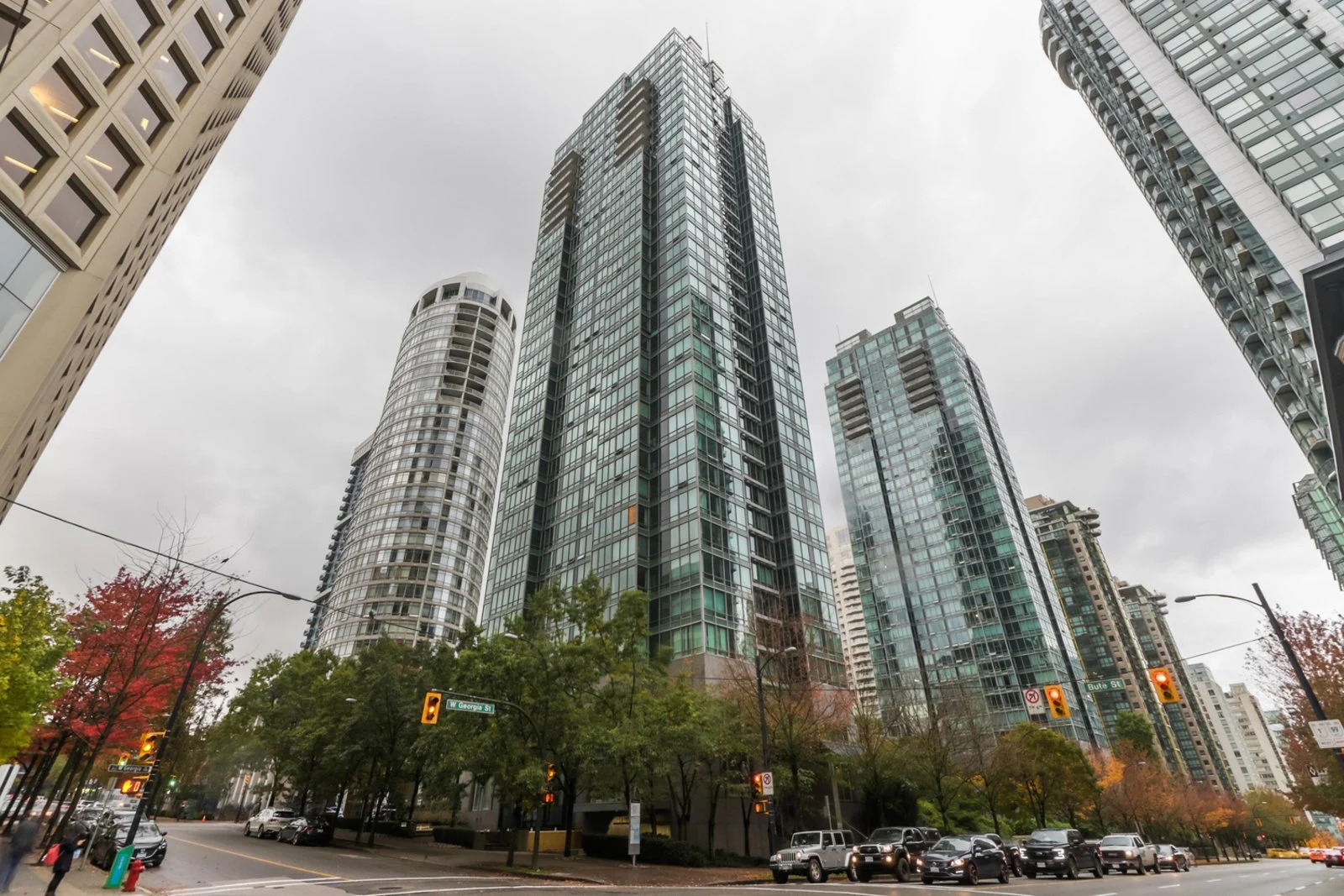 The Residences on Georgia twin towers in Coal Harbour