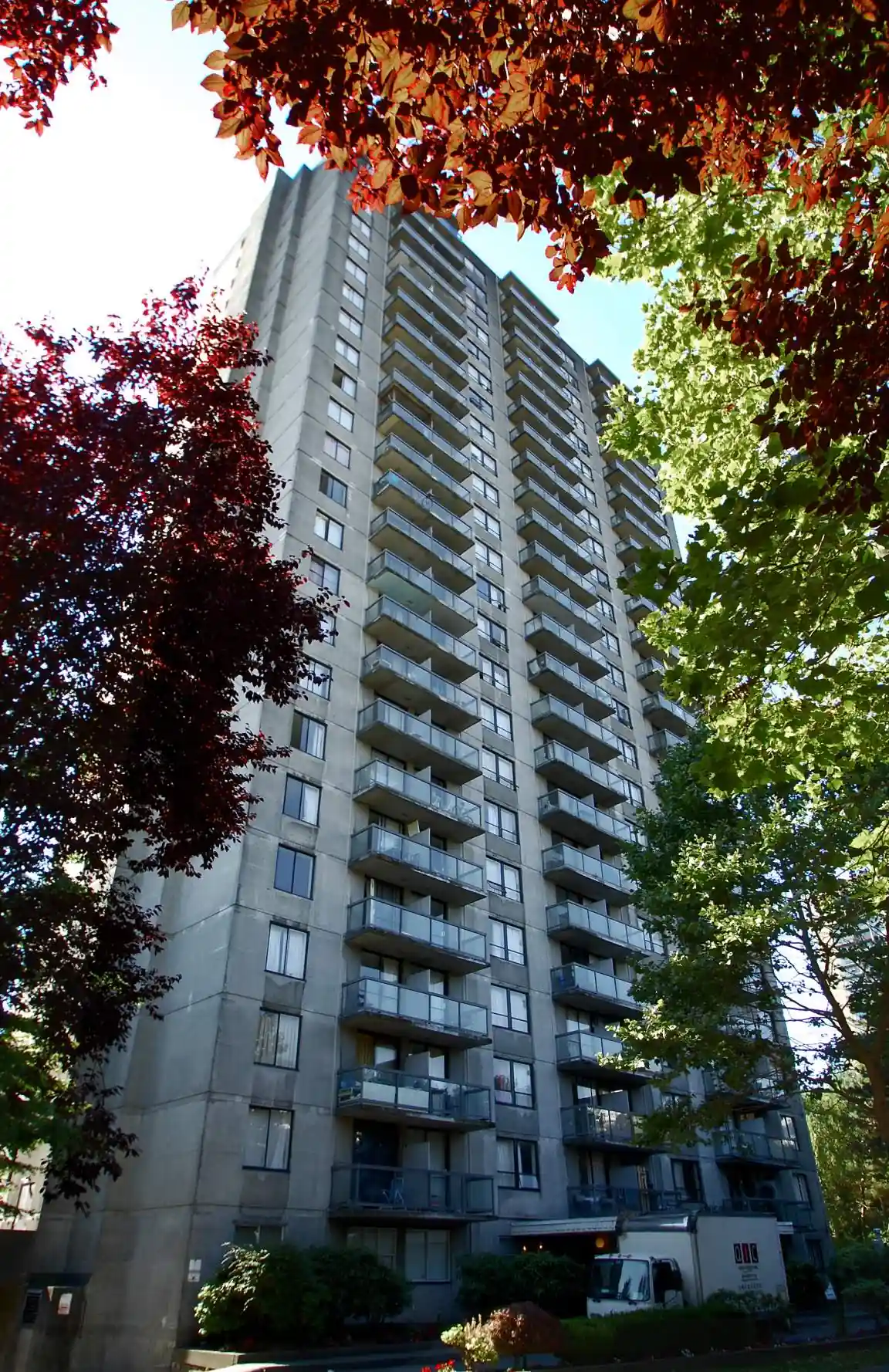 1644 Nelson St, Vancouver, BC V6G 2Y9, Canada
